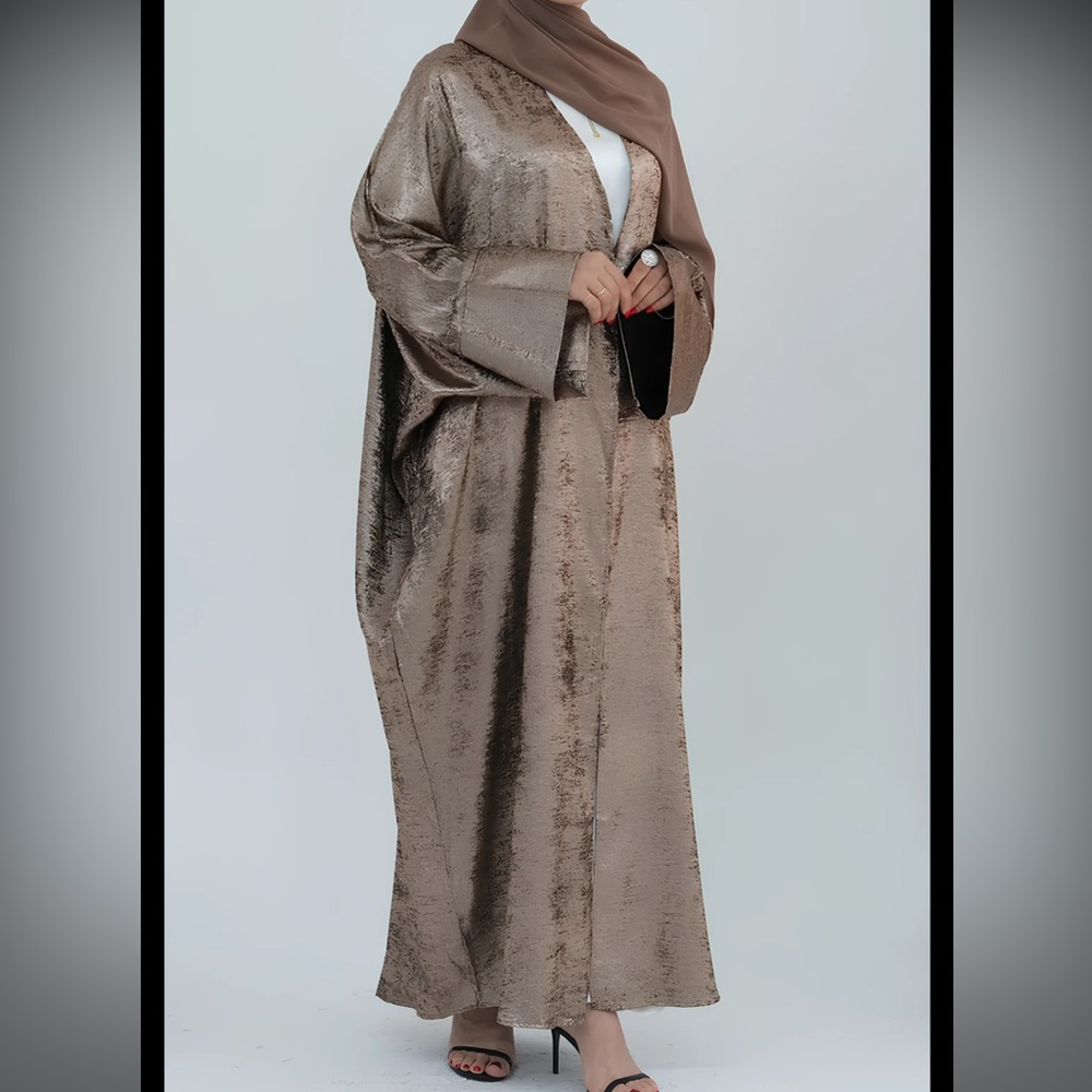The Muslim Closet Elegant Metallic Abaya